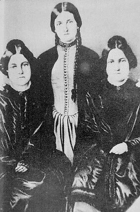 Fox Sisters, Wiki Commons